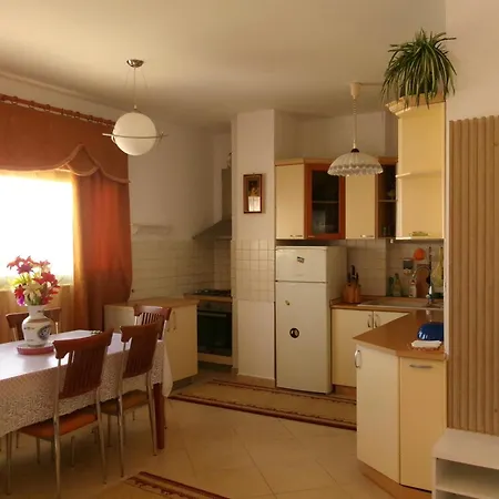 Vollga Cozy 아파트 Durrës