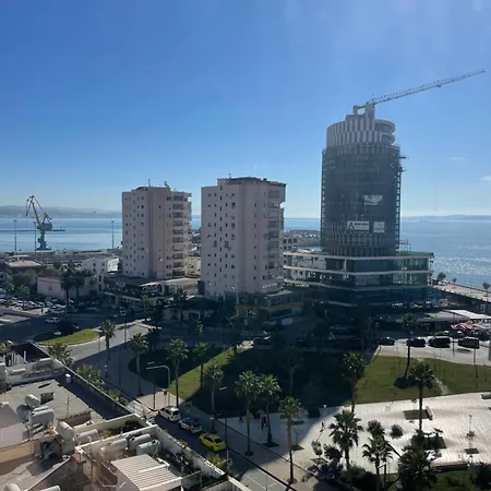 Vollga Cozy 아파트 Durrës